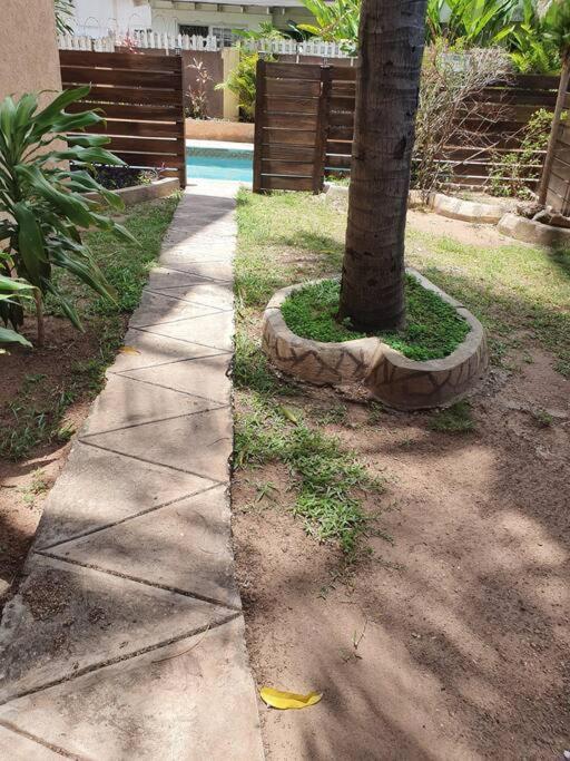 Central Upscale New Kingston Apt With Pool Exterior foto