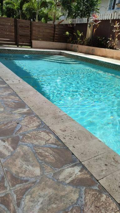 Central Upscale New Kingston Apt With Pool Exterior foto